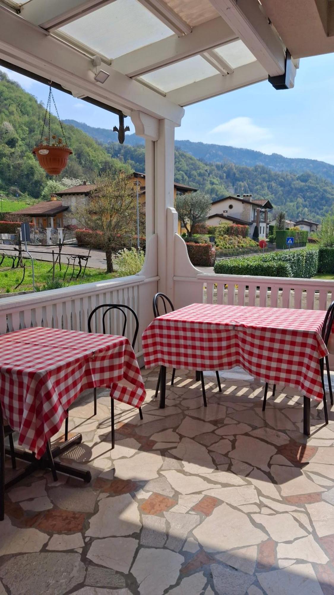 Locanda El Piron Chiampo エクステリア 写真